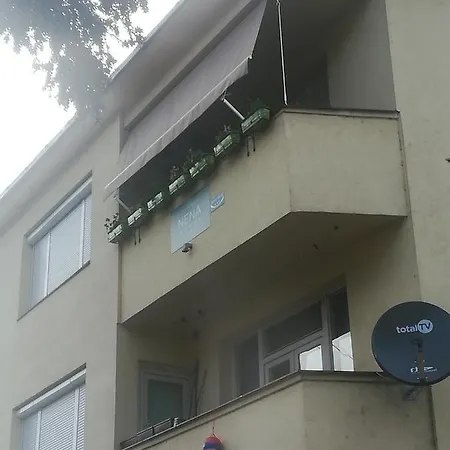 Apartment Nena *